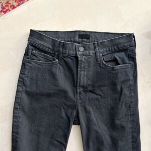 MOTHER Jeans.  The Mid-Rise Dazzler Ankle.  Women’s Size 28